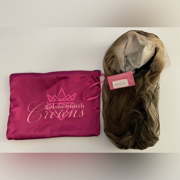 Chelsey Smith Crowns Lace Front Synthetic Wig Cassidy Luxe 2.0 Petite Cap CSC - Picture 13 of 16